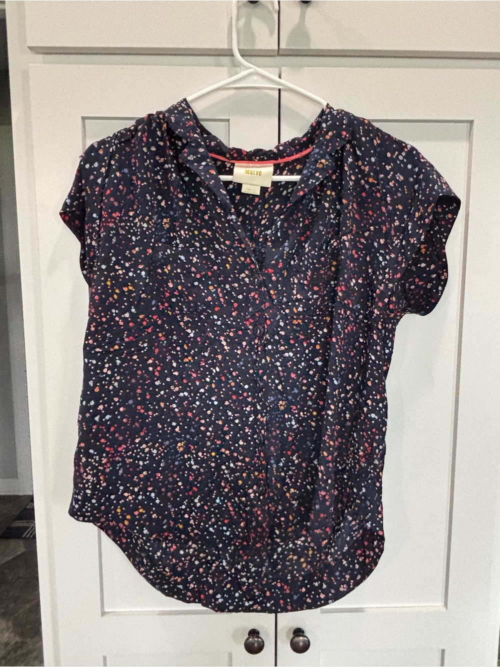 Maeve Navy Floral V-Neck Cap-Sleeve Blouse